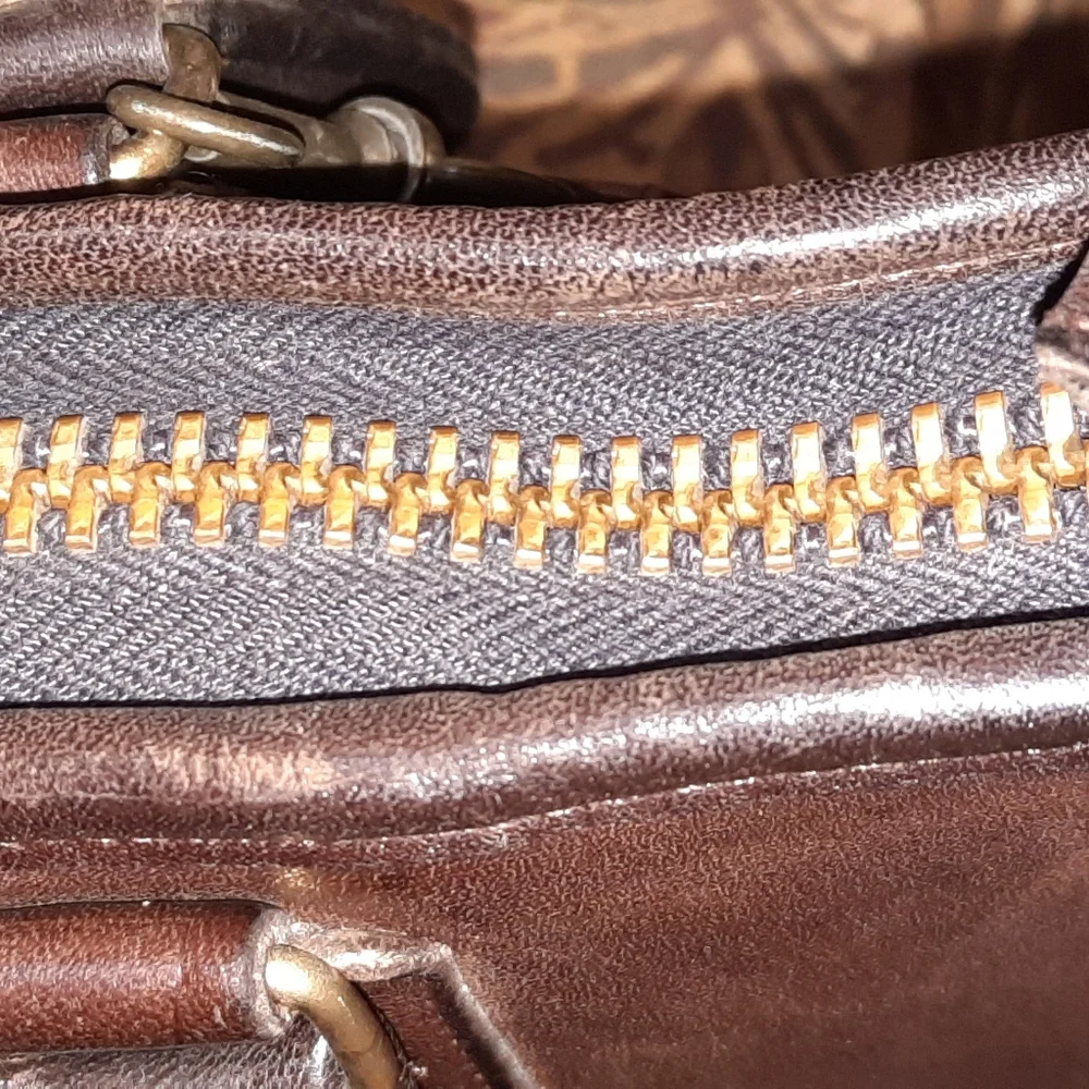 VINTAGE COACH NYC Bonnie Cashin Leather Satchel Slim Bag Mahogany Brown 60s 70s - Picture 14 of 16